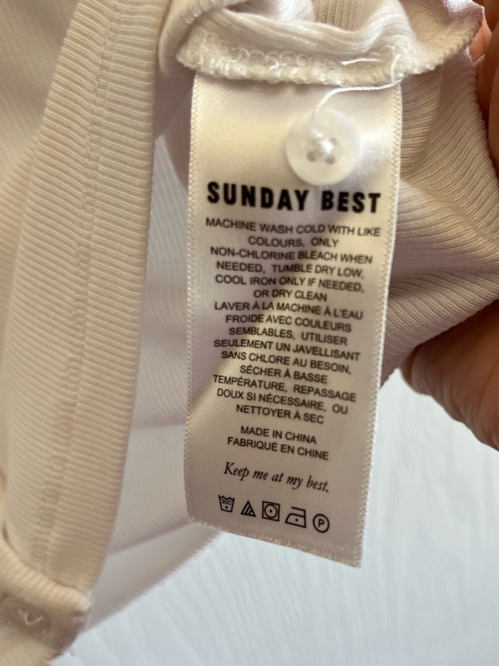 Sunday Best Aritzia | Ribbed Button-Front Cropped Tee - Picture 4 of 7
